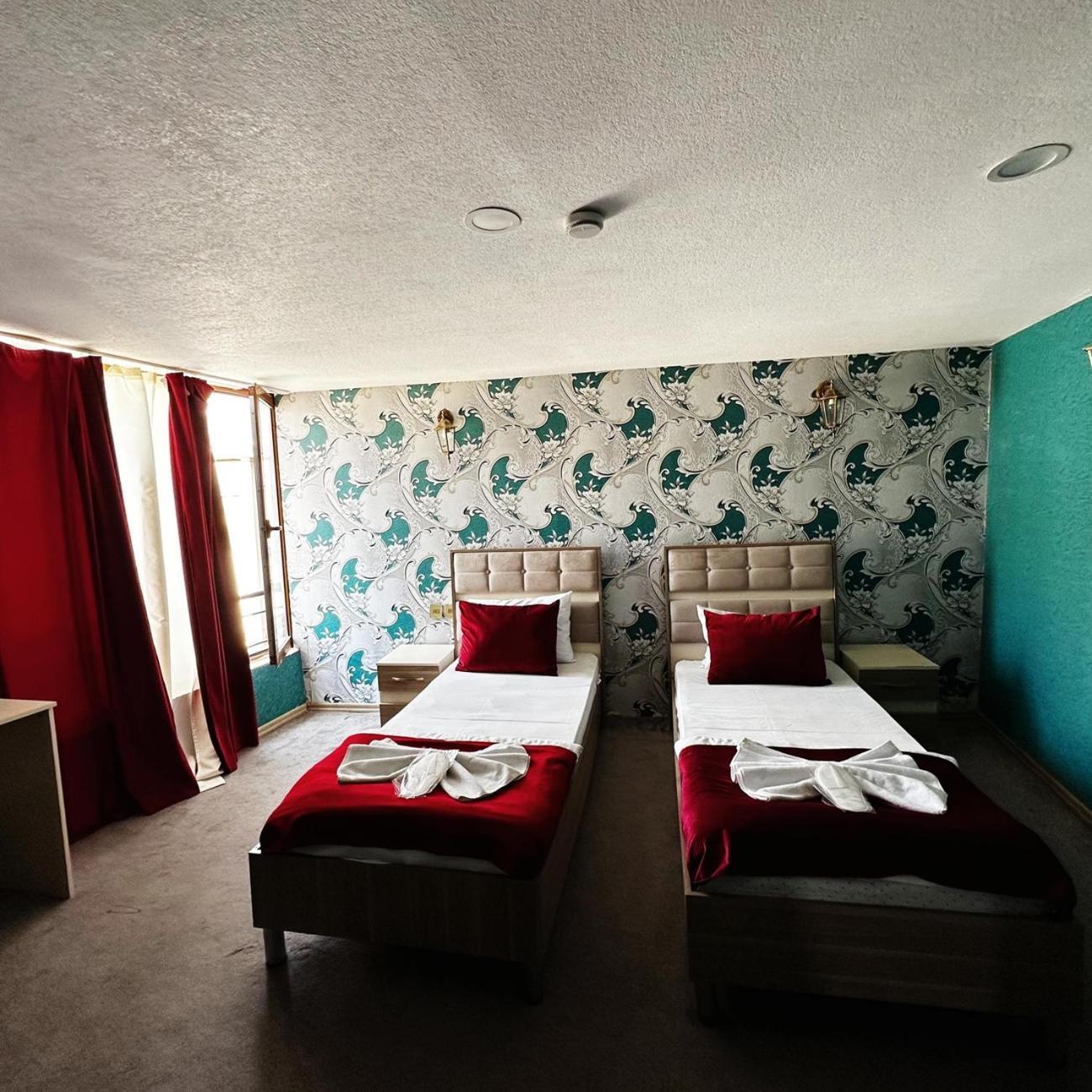Avi Hotel Baku Ngoại thất bức ảnh