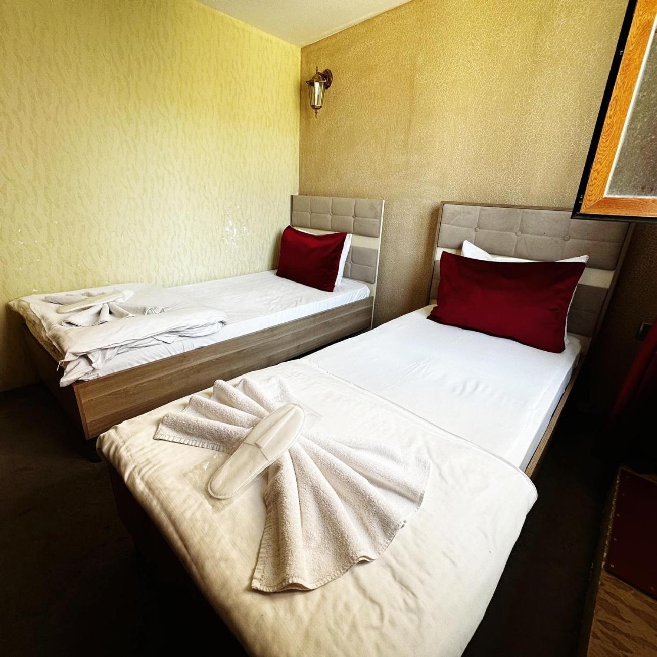 Avi Hotel Baku Ngoại thất bức ảnh