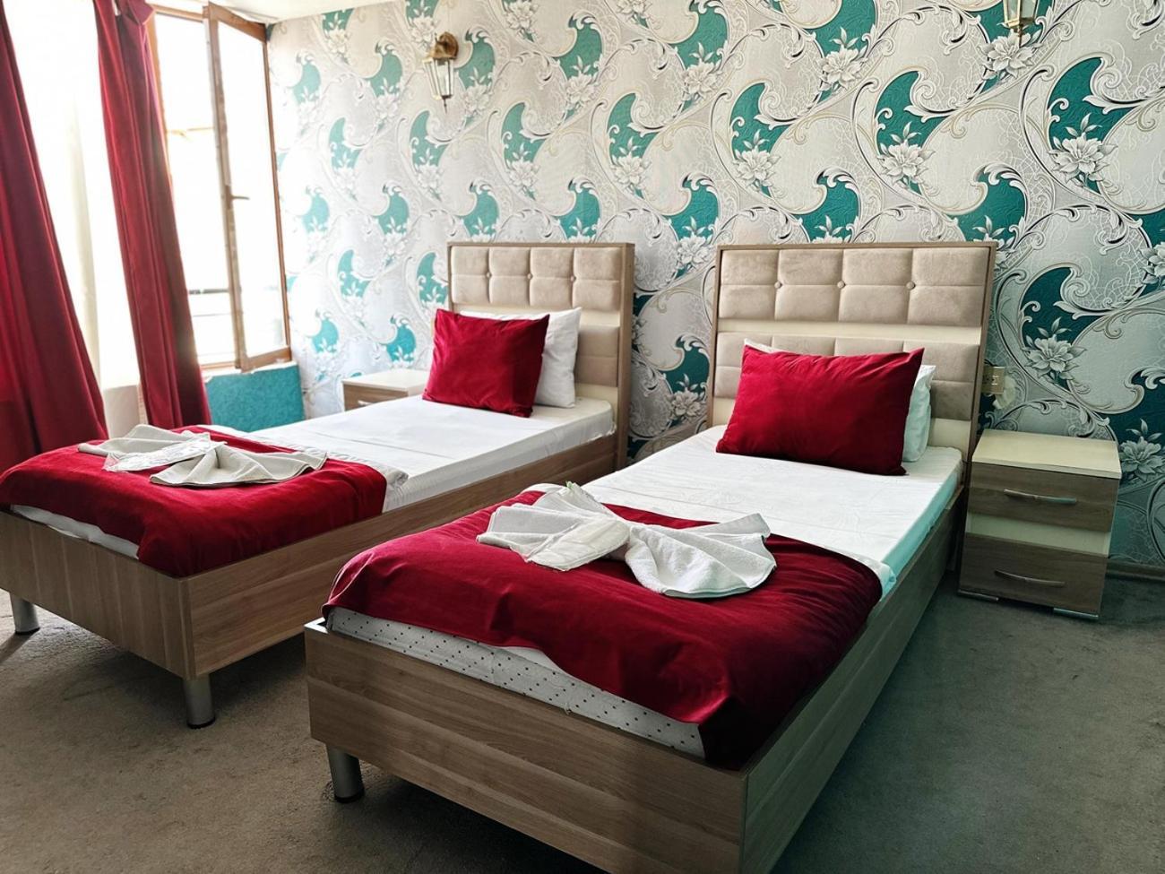 Avi Hotel Baku Ngoại thất bức ảnh