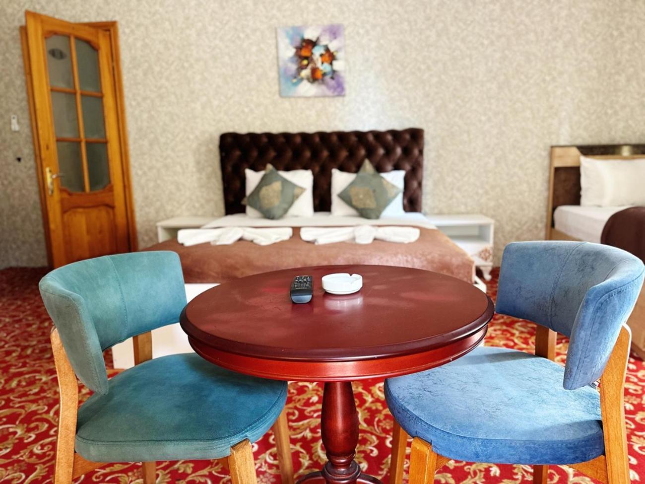 Avi Hotel Baku Ngoại thất bức ảnh