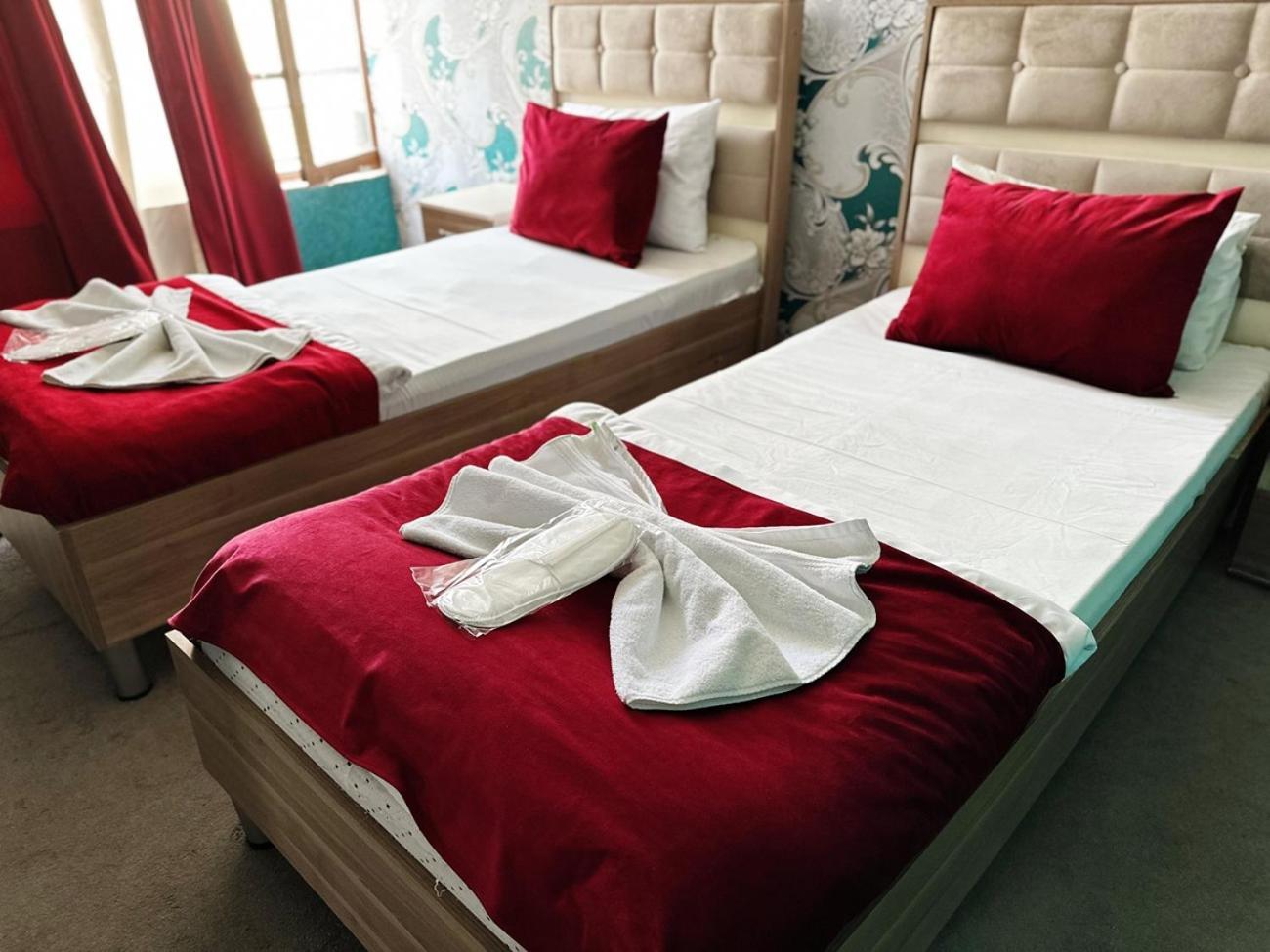 Avi Hotel Baku Ngoại thất bức ảnh