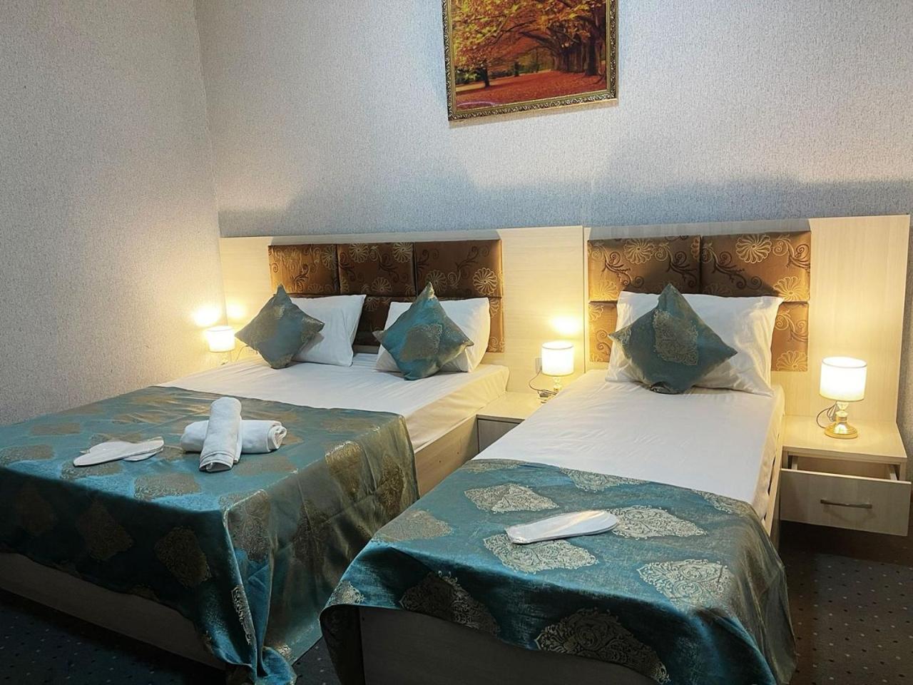Avi Hotel Baku Ngoại thất bức ảnh