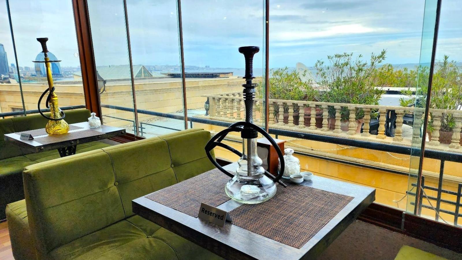 Avi Hotel Baku Ngoại thất bức ảnh